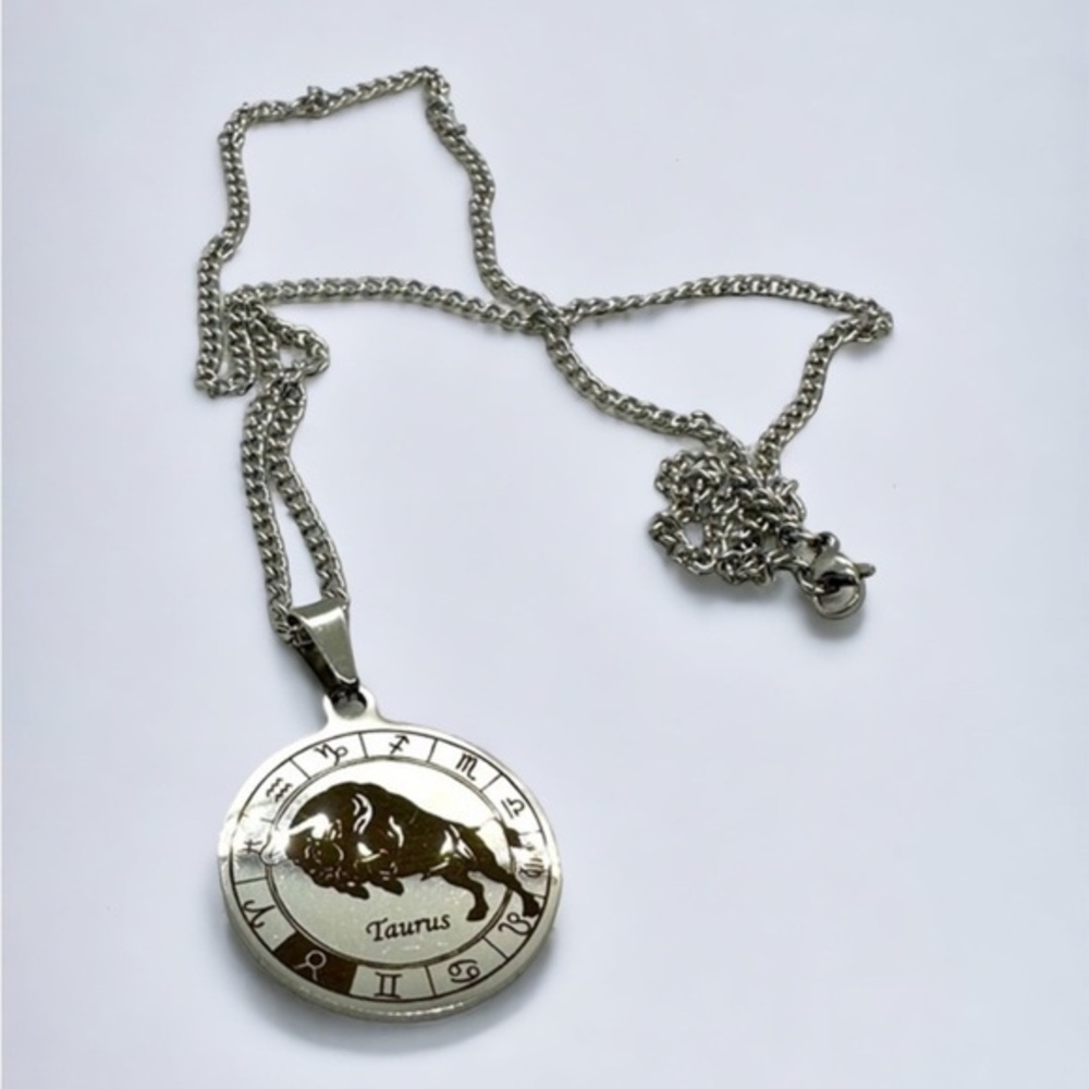 Taurus Constellation‎ Necklace​ 🦕